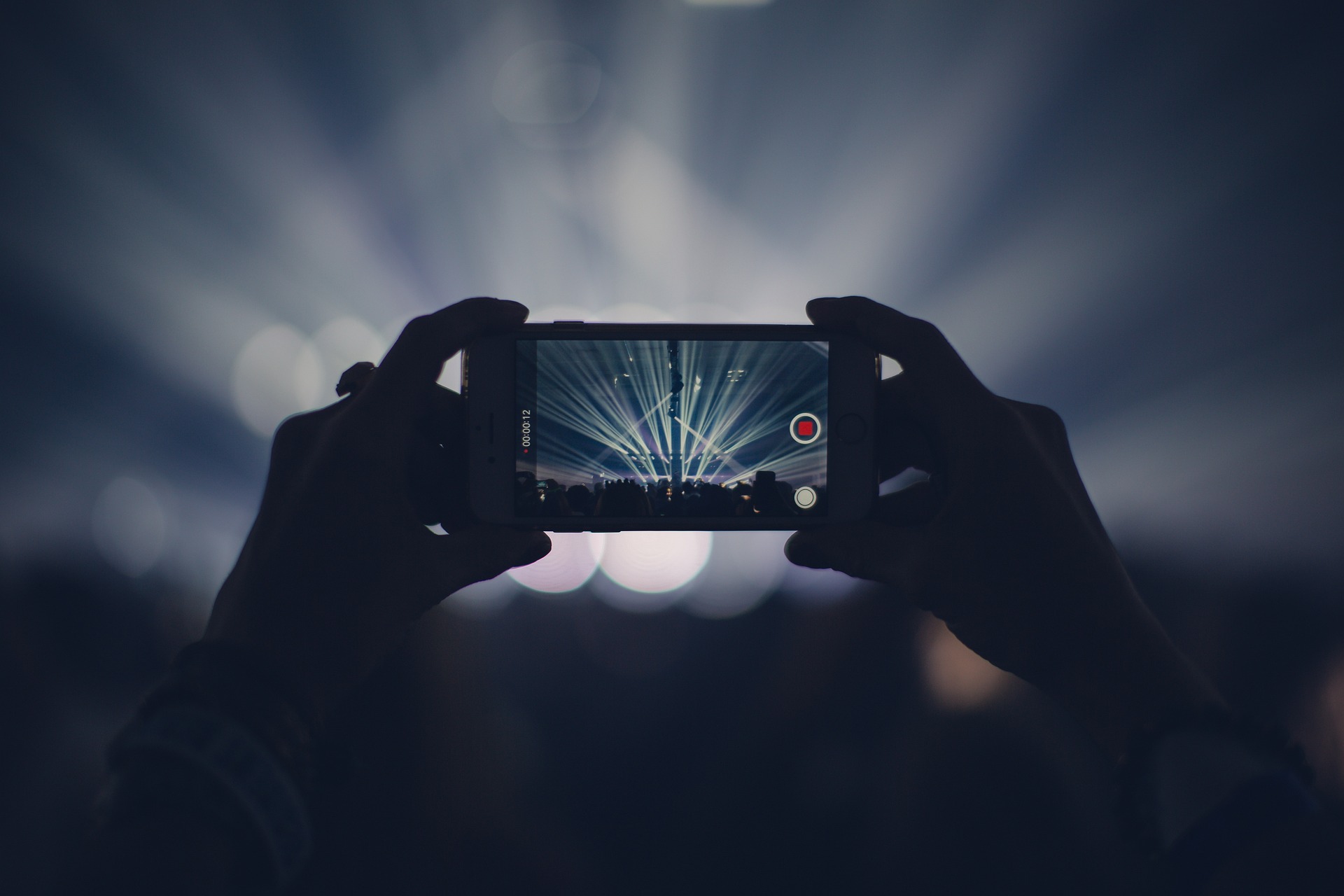 Grabación de un concierto con teléfono móvil